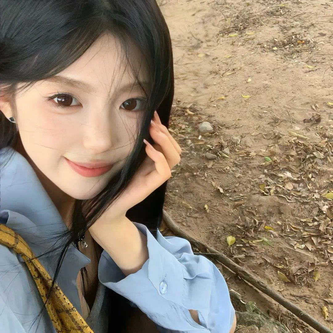 威风凛凛的她$你的深情我不配